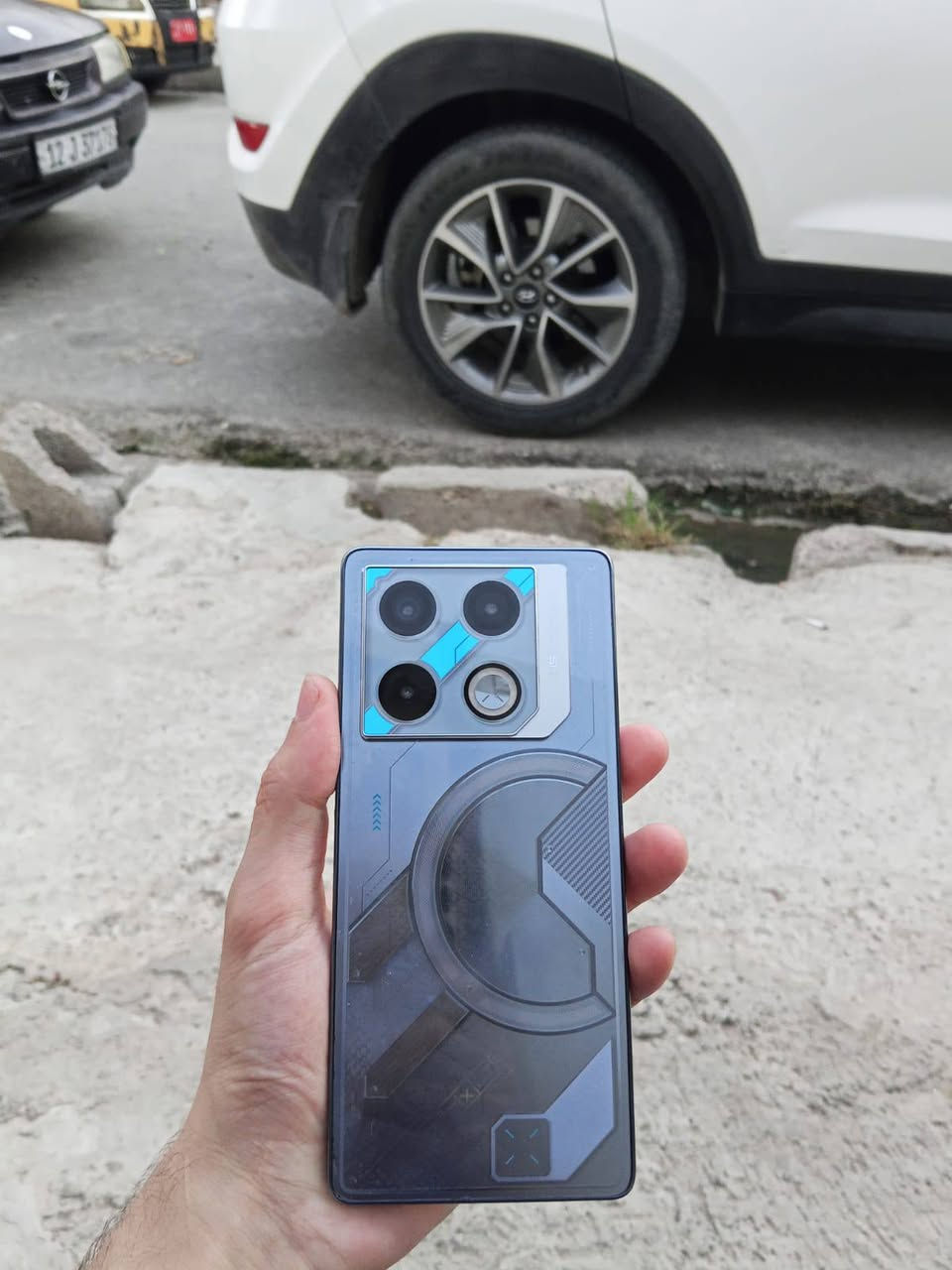 infinix gt 20 pro بوبجي 120 فريم
الجهاز نضافه 100/100 خدش مابي 
معالج 8200 Ultimmate 
رام 24 بطارية 5000 
بصمة اصبع بصمة شاشا بصمة وجه 
بوبجي 120 فريم وكل الالعاب 120
جهاز معروف بموصفاته القويه 
سعره 290 بي مجال بسيط *********** وبي واتس
