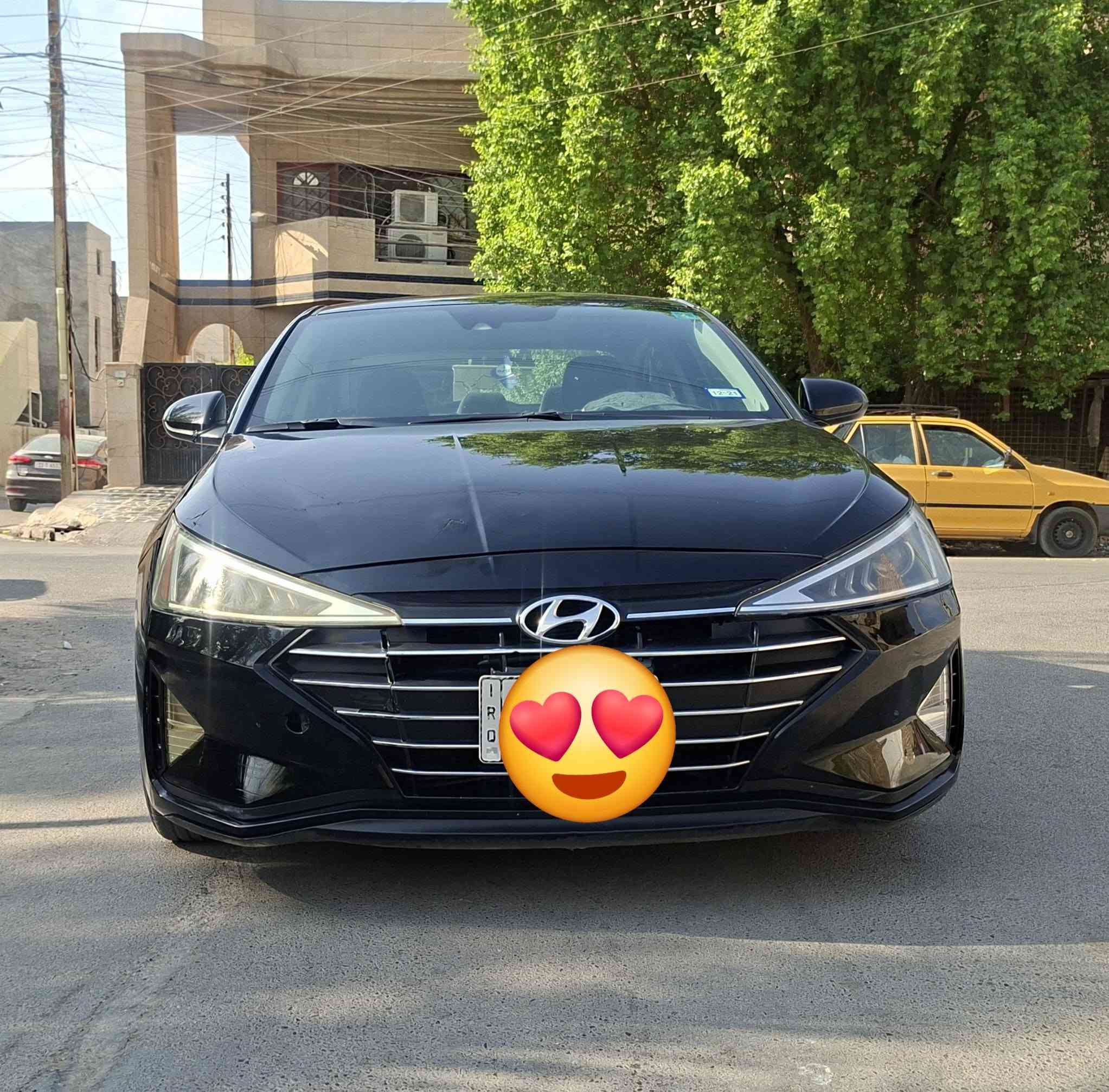 النترا موديل 2020 امريكي لون اسود رقم بغداد باسمي
مكينه ٢٠٠٠ دوش كير ايتي 

 كفاله السياره ليبل واحد بدون تبديل بدون صبغ.
السياره ماشيه ٦٩ الف مايل جديده كل نقص مابيها ترايها ناعم  تبريد.ثلج تايرات نظيفه 

مواصفات السياره
ثلاث وضعيات قياده
تحديد مسار 
رادار جانبي امامي
تحكم ستيرن جهتين 
توقف ذاتي
شاشه كاميرا
حساس ضغط الاطارات

صور الحادث مرفقه بالمنشور  الشاصي بي طخه خفيفه جدا مال ضربة امريكا مكفوله من الصبغ والتبديل بيها فقط ٣ باردات تقريبا

سعر١٢٣ورقه بيها مجال  

بغداد  الكرخ العامريه
للاستفسار اتصل او واتس اب
***********
