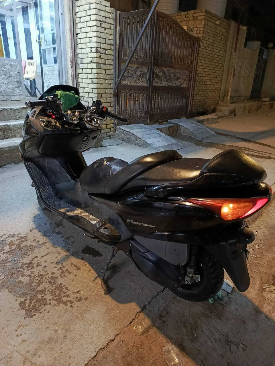 فورزه 08 كير ملغي مكينه مفتوحه فقط بستم علئ ايدي رون واحد ونص مستقر دراجه جاهزه وكلشي شغال مكينه خرسه شلعه معدل خير من الله سعرها 550 وبيها مجال *********** ناصريه مركز حي شهداء

