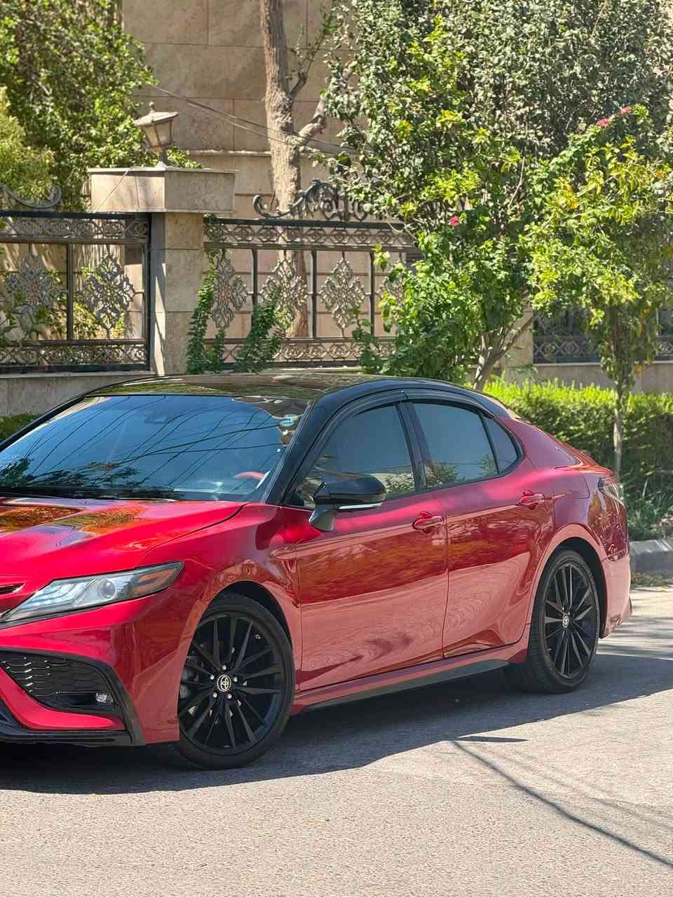 الي يريد جديد هذا الجديد
سلام عليكم 

تويوتا كامري 2022 XSE ( الوحش تويوتا )

رقم سليمانيه ابسمنا  

ماشيه ٧٥ فقط 

محرك 6 سلندر 

فول مواصفات اعلا مواصفات بلكامري 

المواصفات 

شفتات استيرن 

كراسي كهرباء 

شاشه كبيره تحكم لمس 

تو كلر 

فتحة سقف بانوراما 

نظام حقن الوقود ECO

حساسات ضغط الاطارات

نظام مانع الانزلاق 

مثبت سرعه

دخول بصمه 

تنبيه خروج من المسار 

تنبيه قبل التصادم 

بروجكتر 

سماعات JBL 

رادار تنبيه التصادم خلف 

حساسات اصطفاف 

نقطه العمياء 

تبريد ثلج ❄️ 

تدفئة وتبريد مقاعد 

تكييف خلف 

اربع كامرات 

هاند بريك اوتوماتيك 

نظام هولد بريك 

شاحن لاسلكي 

وضعيات قياده مختلفة ( ECO - NORMAL - SPORT ) 

وبعد بيها مواصفات 

محرك اوكير مكفولات 

استوني امسويلها ادامه كامله دهن جديد 

السياره بدون صبغ  فقط جاملغ امبدل نفس اللون 

حادث صطحي 

صور الحادث موجودات بلمنشور 

مكاني سيف سعد 

‏***********

السعر١٨٩ وبيها مجال

