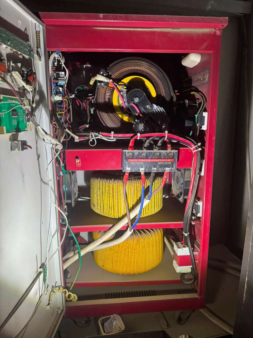 منطم فولتية ١٥ كي في اي للبيع
يتوفر منظمات فولتية AVR 15KVA للبيع عدد ٣ 

سعر الواحد ٣٧٥ الف قفل من شركة عمار البصري نظيفات وشبه جديدة وشغالة 

للاستفسار الاتصال بالرقم 

***********

