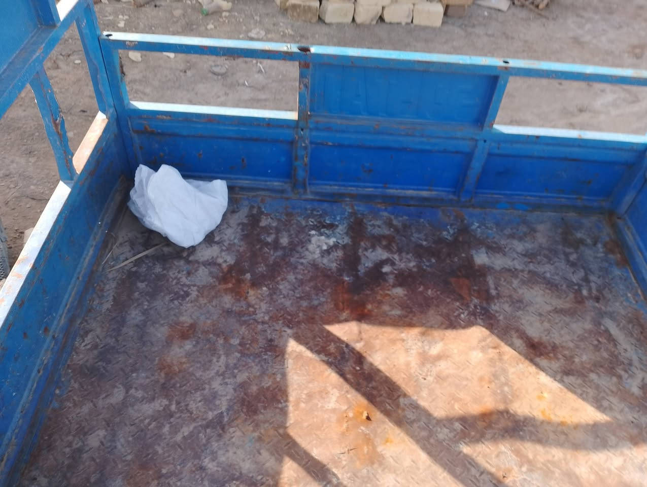 سلام عليكم بدي جمرة ستوتة للبيع ا هوة وصناديگة نضيفات
السعر 175مكاني ناصرية سيددخيل ***********
