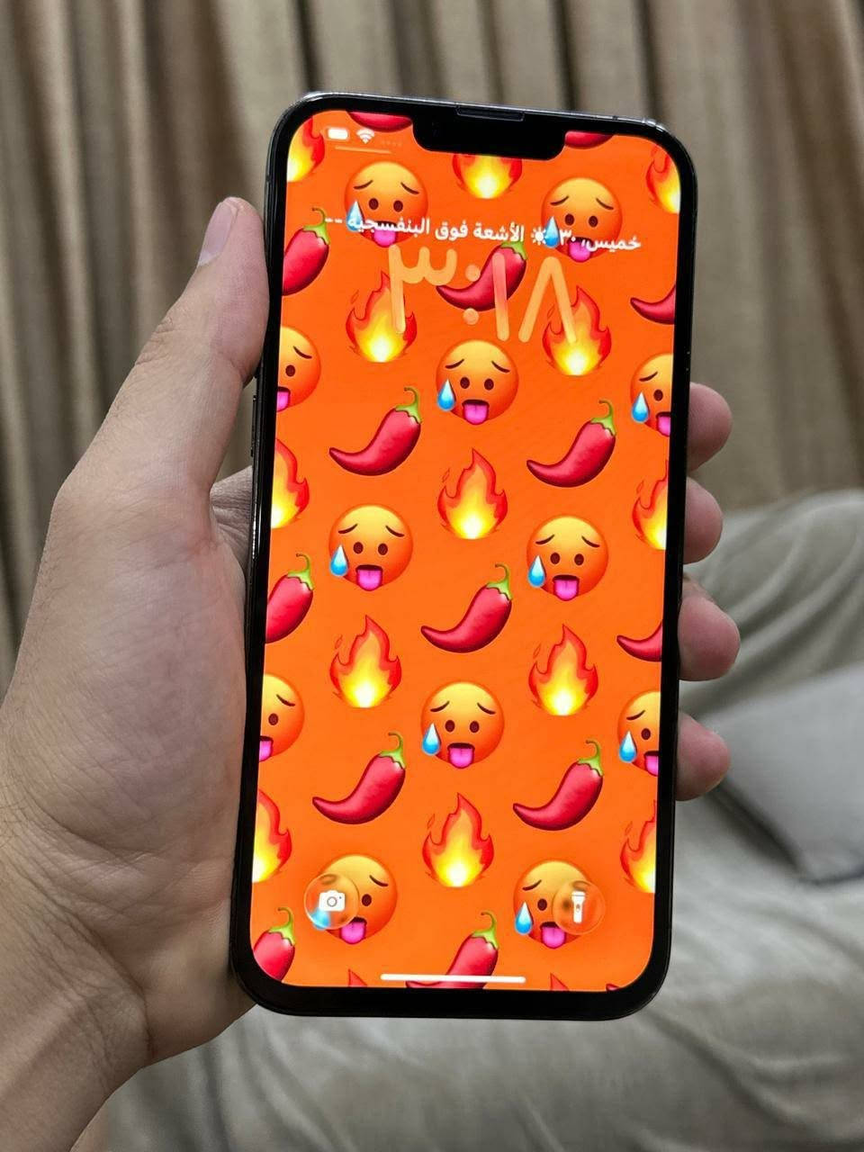 تحيه طيبه للجميع اقره تفاصيل 13 برو ماكس ذاكره 256 بطاريه 86 نموذج m نضافه 95 جهاز مبدل شاشه وكامره جهاز كله شغال شحن نت مخابره تصال كاميرته صوته بصمته هزازه كل نقص مابي سعر 450 الف قفل قفل قفل غير قابل العمله مكلف بل نشر مكاني بغداد بصمه شغاله *********** جهاز كلش نضيف
