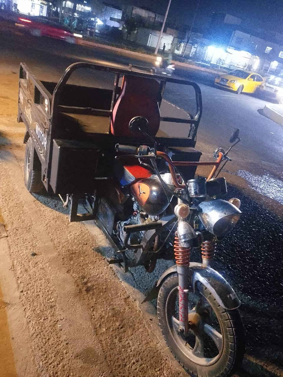 800وبيها مجال ستوته غير من الله كير بوكس اكسن جديد محرك اخرس دبلات جدد كهربائيات كامل شغال بوجهك مناقصه شي مكان كركوك *********** موديل 20
