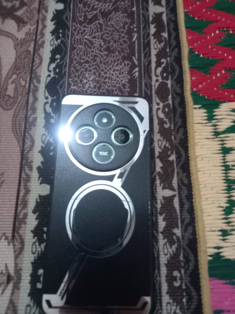 متاح تليفون نضيف مثل ماموضح بالصورة مكاني بغداد الزعفرانيه السعر150 وبي مجال بسيط

نص مكتوب في الصور:
- Xiaomi HyperOS 3.0.306.0 POCO C75 اسم الجهاز التخزين ٥,٥ ج.ب/٢٥٦ ج.ب إصدار نظام التشغيل (POCO) 3.0.306.0.WGTMIXM.C07 إصدار Android 16 BP2A.250605.031.A3 تحديث أمان نظام Android 2026-07-01