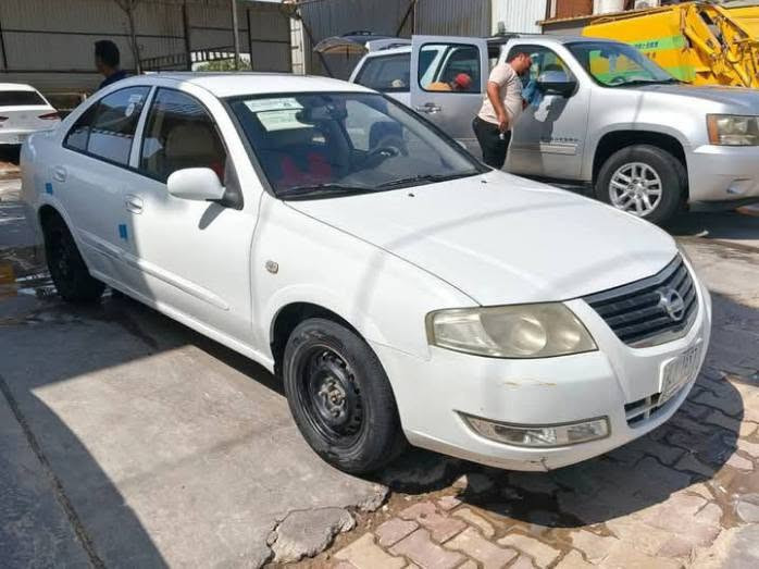 نيسان سني 2009 بدي كوري جاهزة من كلشي كير ومكينه نظيفات تبريد ثلج مكفوله ماعدة بارد شويه بالجوملغ الامامي تحويل مباشر  مكاني ديوانيه بيع او مراوس السعر 88 وبيهه مجال بسيط ***********
