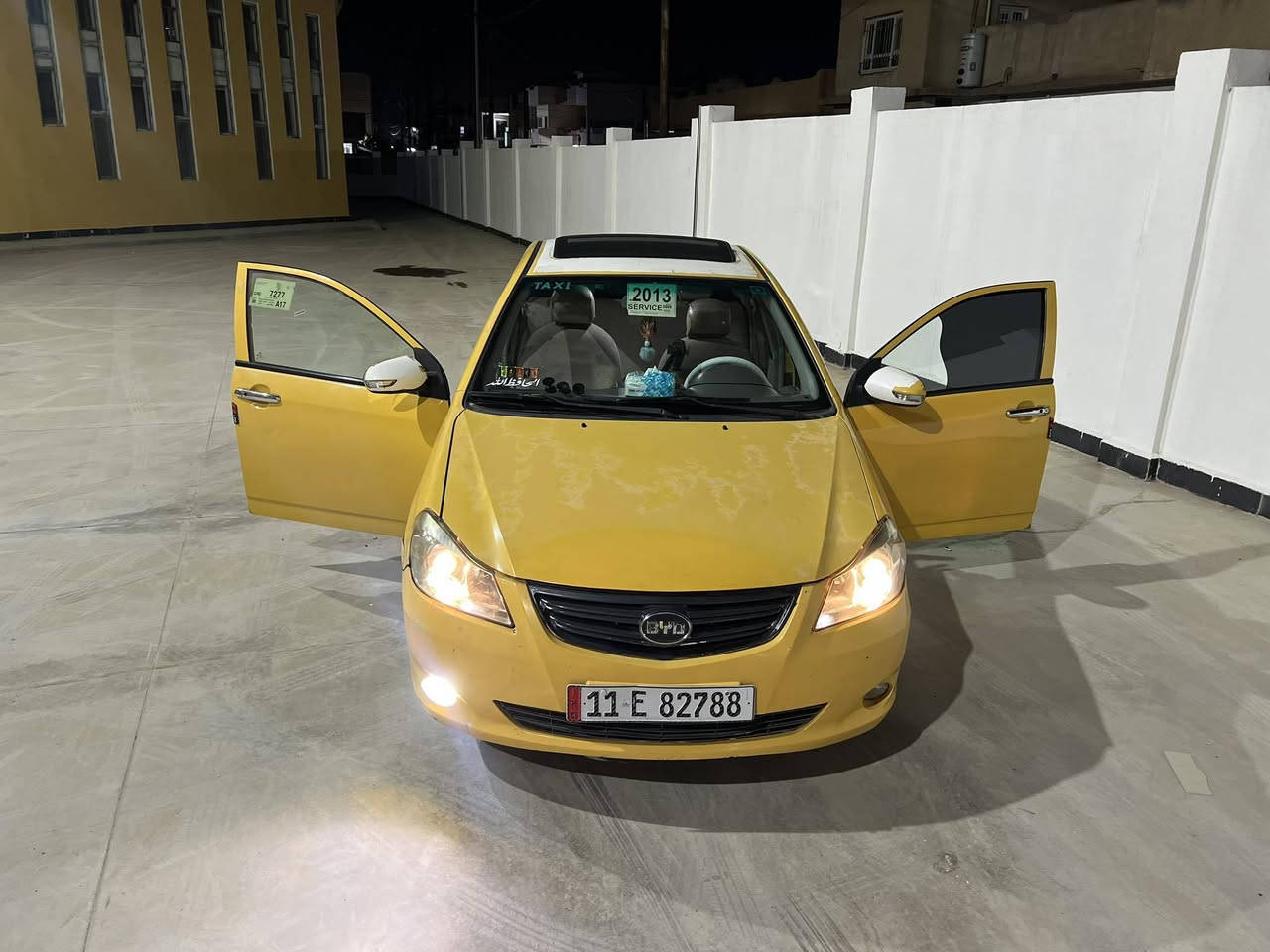 BYD 2013 رقم بغداد مشروع وطني كير عادي محرك هوندى كير محرك شرط حداديه خلفي امامي شرط ماعده بوش العربانه سنويا صاقطه بشهر الرابع يرادلها صبغ وجامرلخ الخلفي بي رعصات وضربه خفيفه ترجع بارد  تبريد تدفئه شغال 

اتصل عل رقم قليل اتواجد واتساب 
***********
