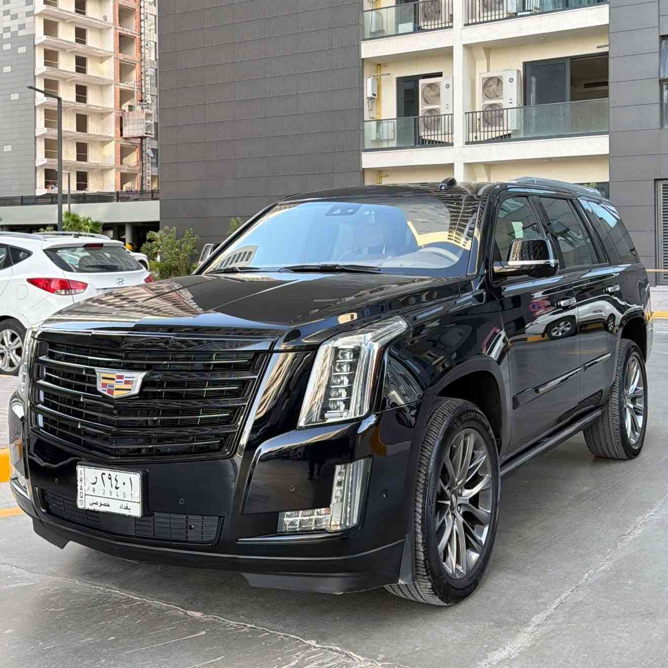 كدلاك اسكاليد2020 وكالة المنصور
بلاك ادشن اعلى مواصفات 
ماشيه 100الف كيلو   

فول فول مواصفاتت

حساسات 360
داخل عسلي
عداد الكتروني
شاشه سقف
قاصه
كشنات كهرباء مساج
تدفئه تبريد كشنات
7راكب
 رادار امامي تعديل مسار اوتو بارك
 كار بلي أوتو 
محرك مبدل
سيارة مابيـها دينار مصرف كامله من كل نواحي
مكفوله من الصبغ بيهه 3 رصعات كلش صغار مسويهه pdr
***********
مكان السياره الدوره

