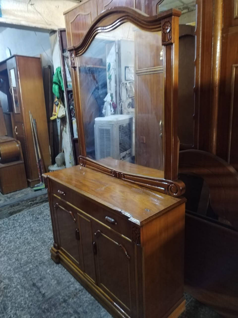 غرفه نوم للبيع بغداد الجديدة *********** حيدر
