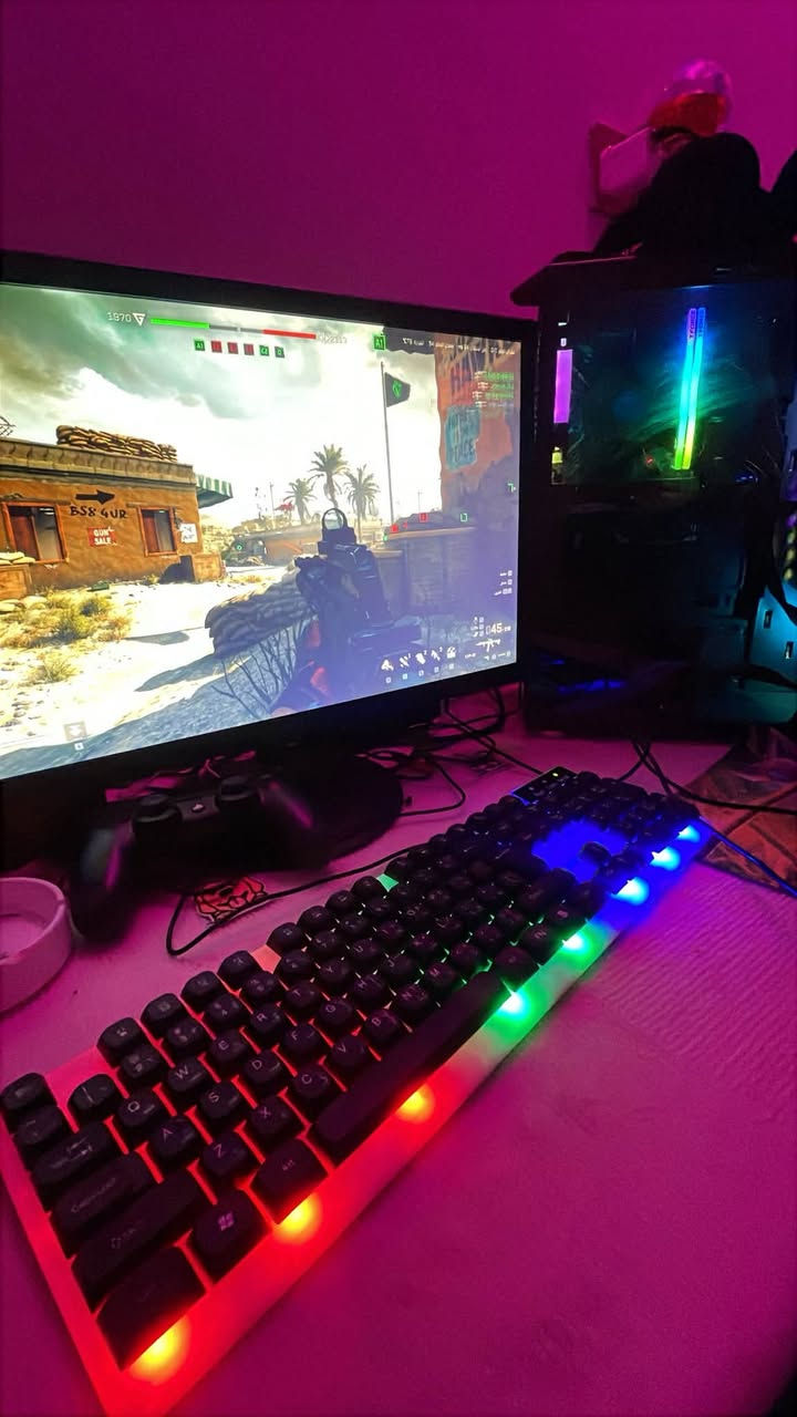 Pc كيمنك للبيع
كارت شاشهrx580 8g
دبل رام 16
1تيرا
وباقي الموصافات ما اعرفهن
للبيع فقط مستعجل
سعره 600
ويا كل ملحقاته كامل ويا ميز
يشغل اغلب الالعاب
رقم واتساب ***********
العنوان البصره
