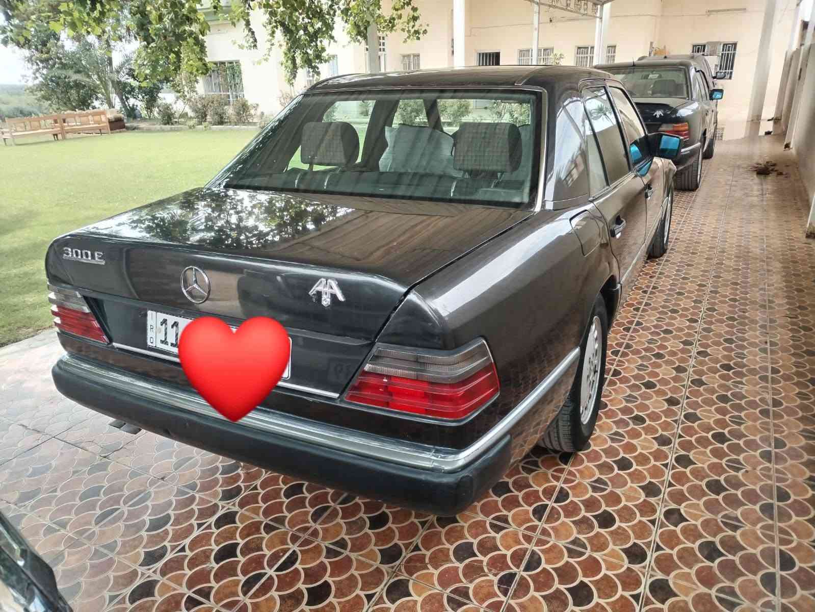 مرسيدس 300E • ١٩٩١ • رقم بغداد