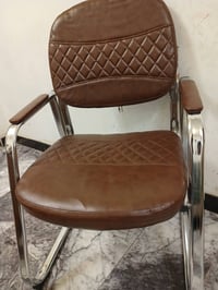 ميز مكتبي • كرسي مكتبي • ناصرية مركز