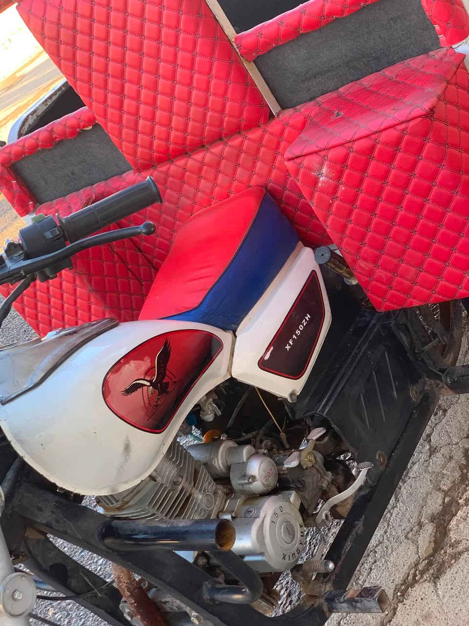 سلام عليكم اخوان ستوته نثيه شاخوان للبيع موديل22 منفيس كامل شاصي ركبه كهربايات دبلات كلها شرط مابهيا كل عيب بودي مغلفه  مابي لا كسر ولا خياس  ستوته عل بالادي اسعر.   مليون 250 بيها مجال  ) مكاني الحويجه داخل حي العسكري  التصال ***********. () متواجد خاص 24ساعه
