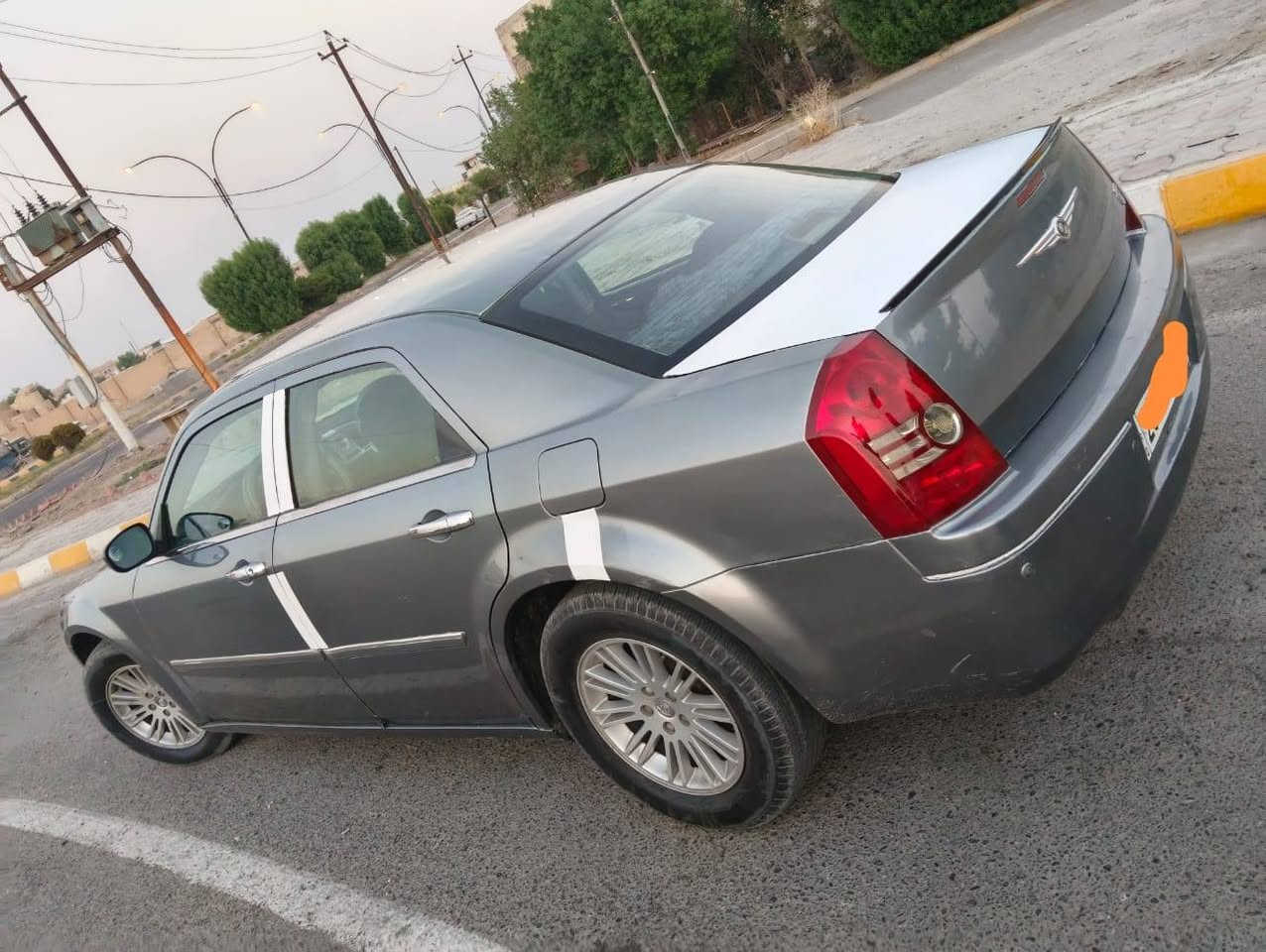 السلام عليكم للبيع موديل 2006 محرك كيربشرط حجم المكينه 3ونص تبريد تدفئة منظومه جديدة سنويا جديدة شرط التحويل ضرر سونار مرفوق مع الصور بدون دواخل مكان تكريت سعر 80 هاتف ***********   
***********
