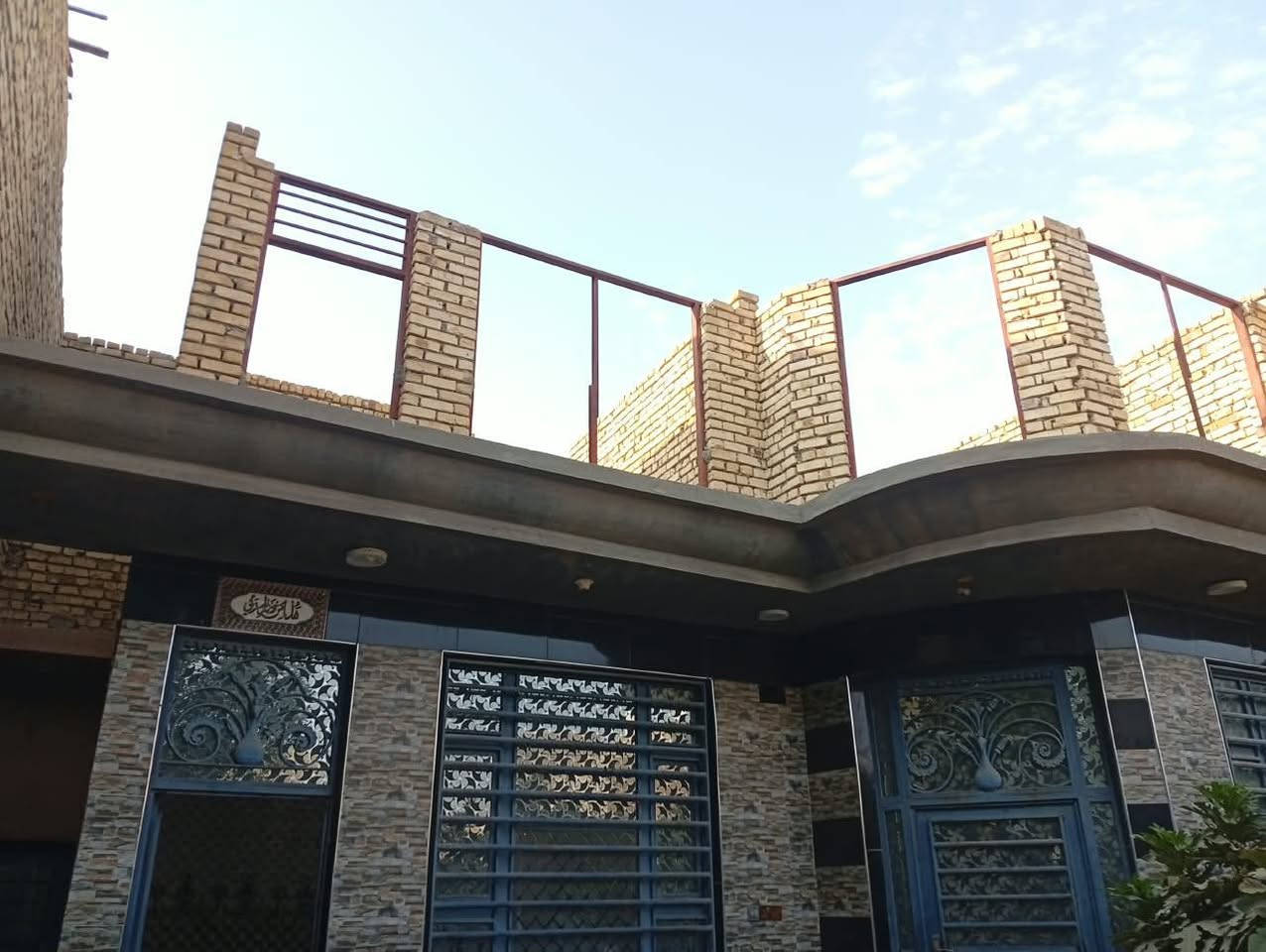 بيت للإيجار • حي الحكيم • ٢٠٠م