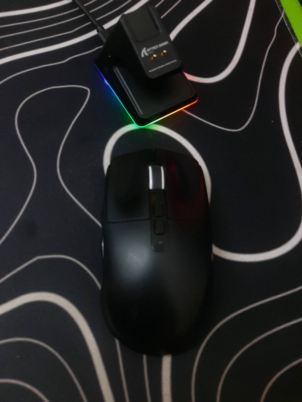 3060 ti gaming x msi 

I512400f 

16g ddr4 3600hz crossair

B660 msi 2 slots of ram

Case color master td500 mesh black

256g m.2 nvme

1t hrad disk

الملحقات

Keyboard k552 reddragon

Mouse attack shark x 6

ما ابيع قطع كامل تجميعه والملحقات فقط

مليون ٩٠  

مكاني بغداد حي الجهاد وماعندي توصيل