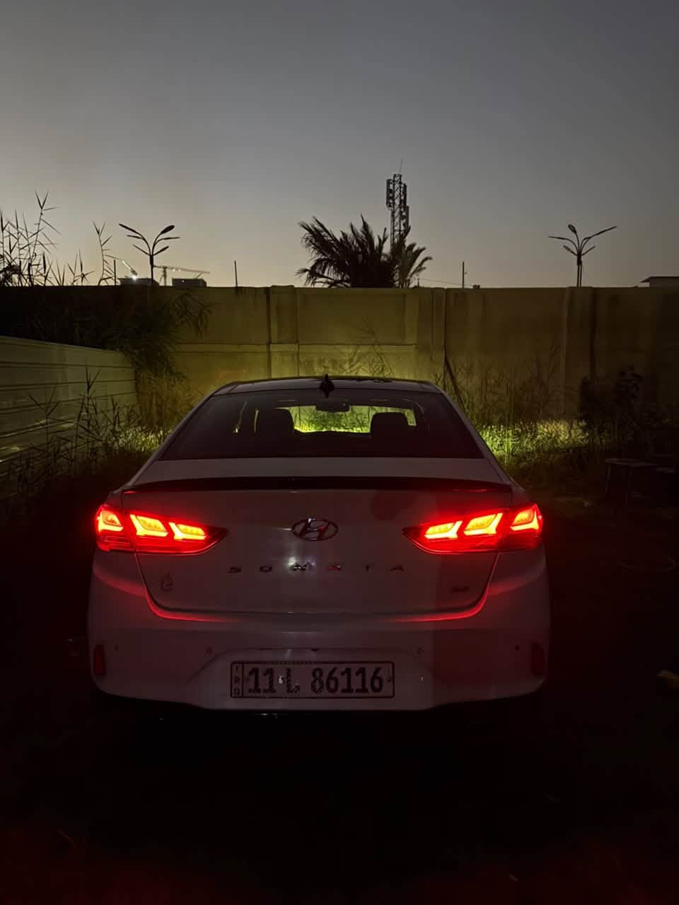 بسم الله ماشاء الله سوناتا 2019 وارد امريكي (صاروخ)🔥sport limited vip 2.0
اقرا التفاصيل قبل كِلشي 
السيارة فول 1/1 ماشية 74 m حقيقي رقم بغداد باسمي تحويل ثاني يوم ، السيارة طابة للعراق سنه 2021 الله شاهد للاستعمال الشخصي فقط ابد مامتعوبة بيها قطعة وحدة مال حادث امريكا فقط واكو تلحيضات بسيطة رواج بلهلال مال جاملغ الايمن يرجع ؏ بارد ومو كلش قوي والجاملغ الايسر رصعه زغيرة ، السيارة عليها ادمة كاملة قبل اسبوع. المواصفات:
⚫️بصمة

⚫️شاحن لاسلكي وايرليس للهاتف
⚫️كراسي كهرباء 3 وضعيات+خزن ميموري وضعيات القيادة
⚫️ مري قلاب عند الرجوع للخلف
⚫️شفتات ستيرن+ درگة حرفD 
⚫️قمارة بنوراما طكتين
⚫️لايتات زنون عالي ناصي بلاد + داينميك (الضوة يتحرك وي الستيرن)
⚫️كشنات تدفئة تبريد+ ستيرن تدفئة 
⚫️الكشنات جلد اسود مختم turbo
⚫️حساسات خلفي + كاميرا خلفية 
⚫️رادار جانبي امامي +تحديد مسار 
⚫️بصمات ابواب 
⚫️سستم صوت انڤنتي المعروف 🔥
⚫️اشاير بلمري 
السيارة كبالكم نضافتها ونصبتها السعر(149) ورقة المكان بغداد الزعفرانية ***********
