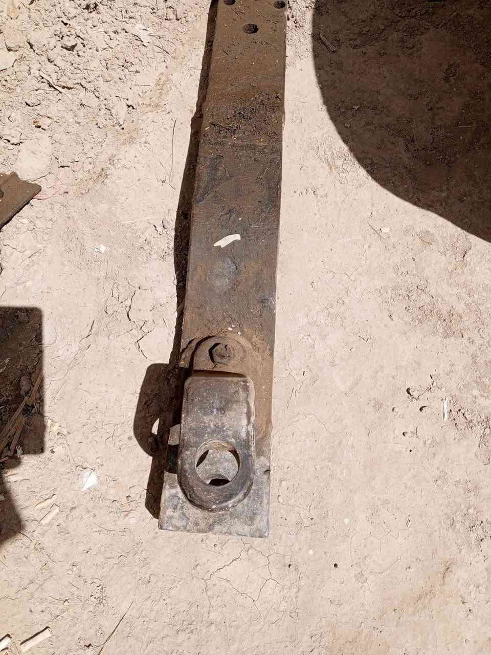 سلام عليكم شباب هوك عنتر بلادي حته ربله مبدله جديده سعره 150الف
والثاني هوك مال فيات اليزر ويرهم على العنتر سعره 200جديد مامستخدم هواي المكان ميسان ناحيه سلام 
رقم الهاتف ***********
