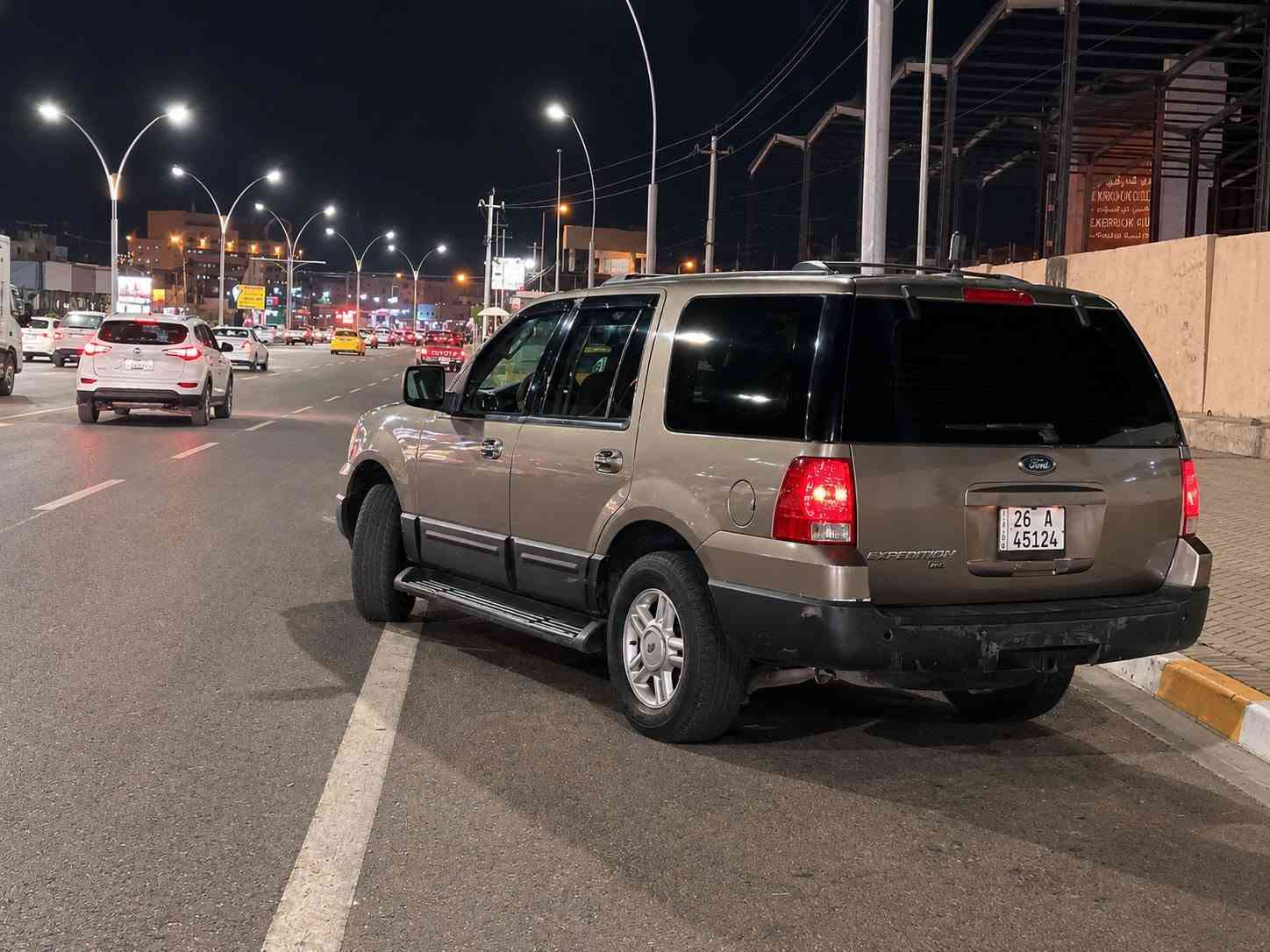 اكسبدشن ٢٠٠٣ • محرك V8 • رقم صلاح الدين