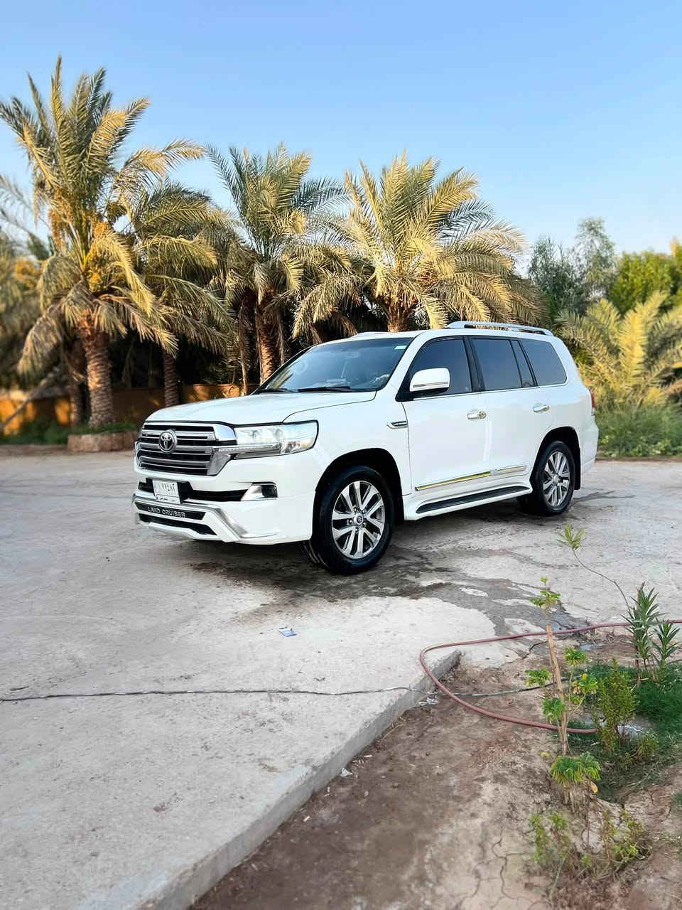 يالله للبيع فقط 
لاندكروز موديل ٢٠٠٩محدثه ٢٠١٦
صبغ حزام قماره بدون صبغ جاهزه مكينه كير حداديه تخم تاير كله شرط رقم بابل سنويه ماصاقطه تحويل مباشر السعر ٢١٠$وبيه مجال بسيط مكان سياره نجف تفاصيل اكثر اتصل على الرقم ‭***********‬
