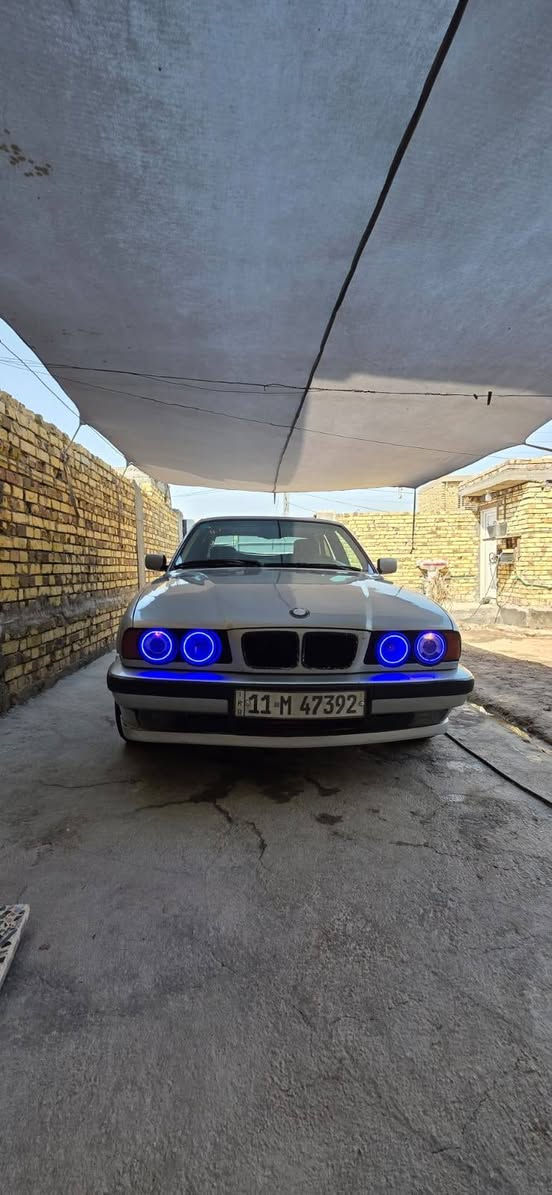 السلام عليكم BMW للبيع مديل 1992 مكفوله من الضربه صبغ عام للجماليه السياره كهرباء سايد بريك يدوي سقف سلايت  كير اوتوماتيك السعر 65وبيه مجال 
الاستفسار 
***********
العنوان الحله حي النصر  قرب الساده ابو خطه
