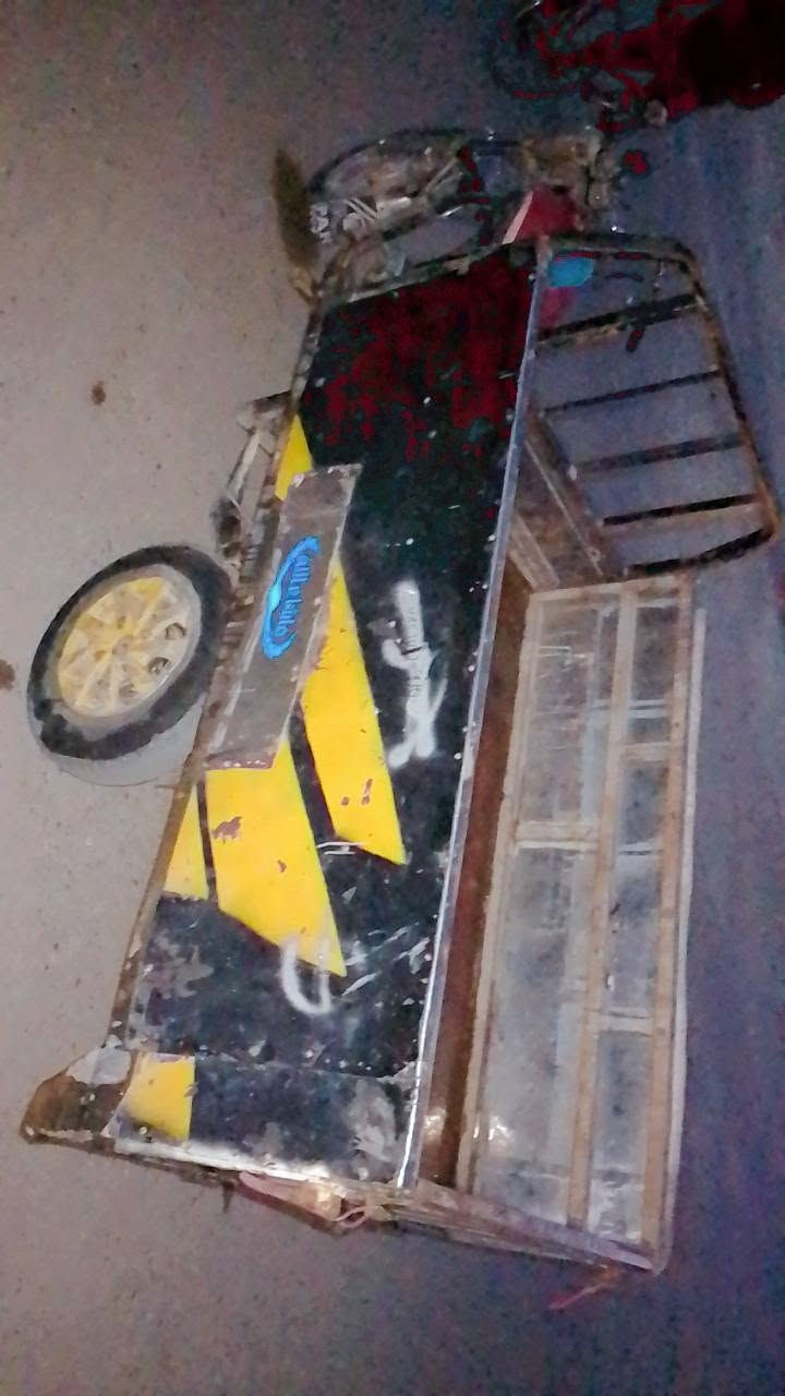 ستوته للبيع موديل ١٦محرك 20ستوته شوفت عينك مال شقل اطلع  شرط نص هندر تشتقل ستوته مال شقل ركبه شاصي اكسن كله شرط  سعر 600 مكلف بل نشر مكان حي العسكري شركه طارق خابر ودلل ***********
