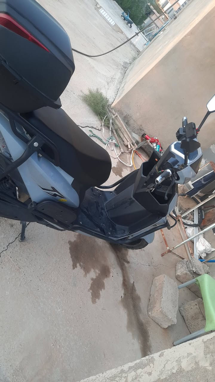 سكنس موديل 2025

بطاريات 6 دبل 

يمشيك 69  كيلو 

سرعه 99

بي وصل 

مكفول 

سعر 800 قفل 

رقم ***********
