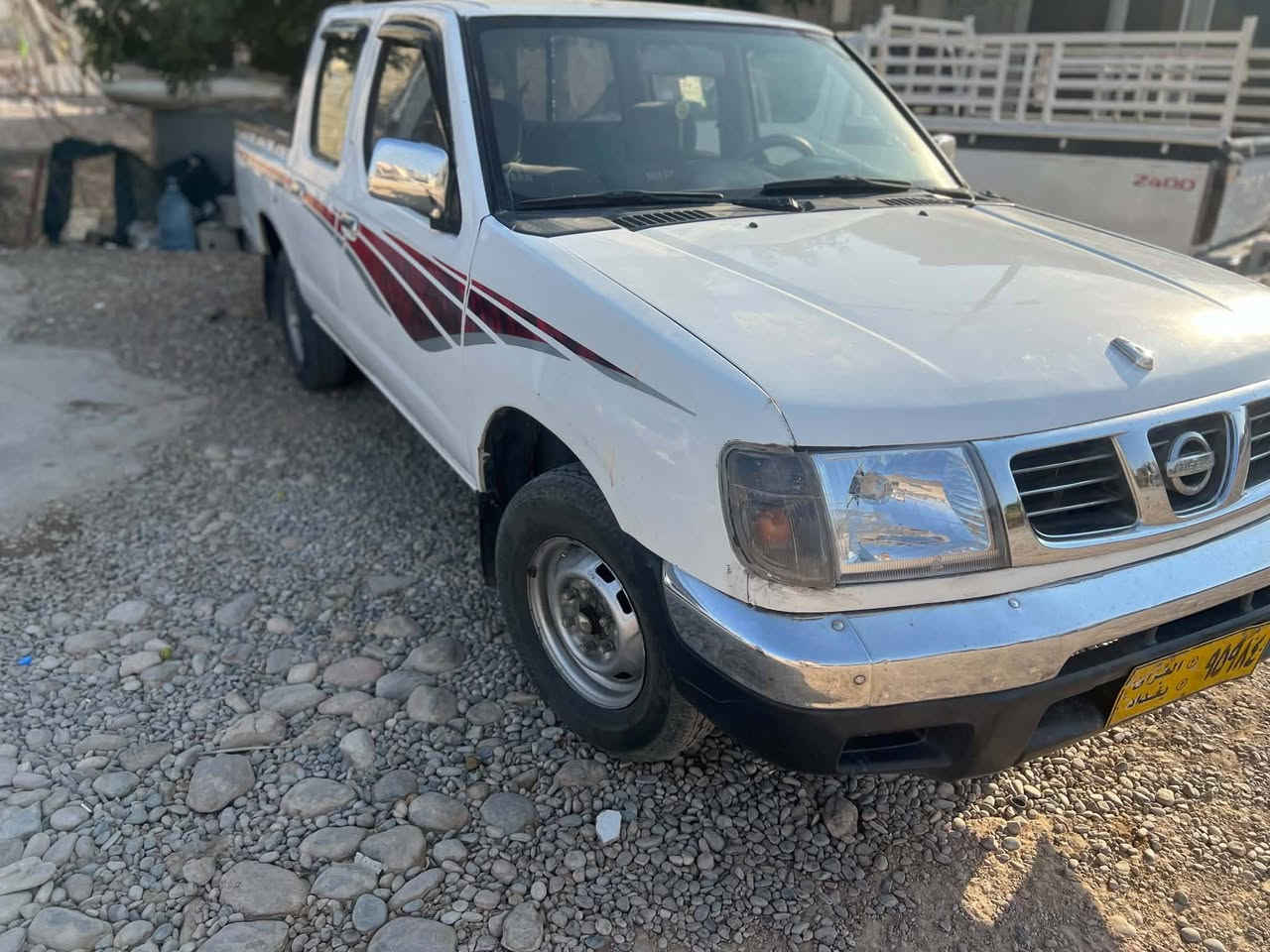 نیسان مۆدیل 2002 ئارم سۆران تایەی تازە گێڕومەکینەو اکسل بەشەرت  شانوسەقفی بۆیاخی نیە لیدراوی نیە ماشەڵڵە تنوتۆڵە ماڵی دۆستە شوین کلار سموود ژم ***********

