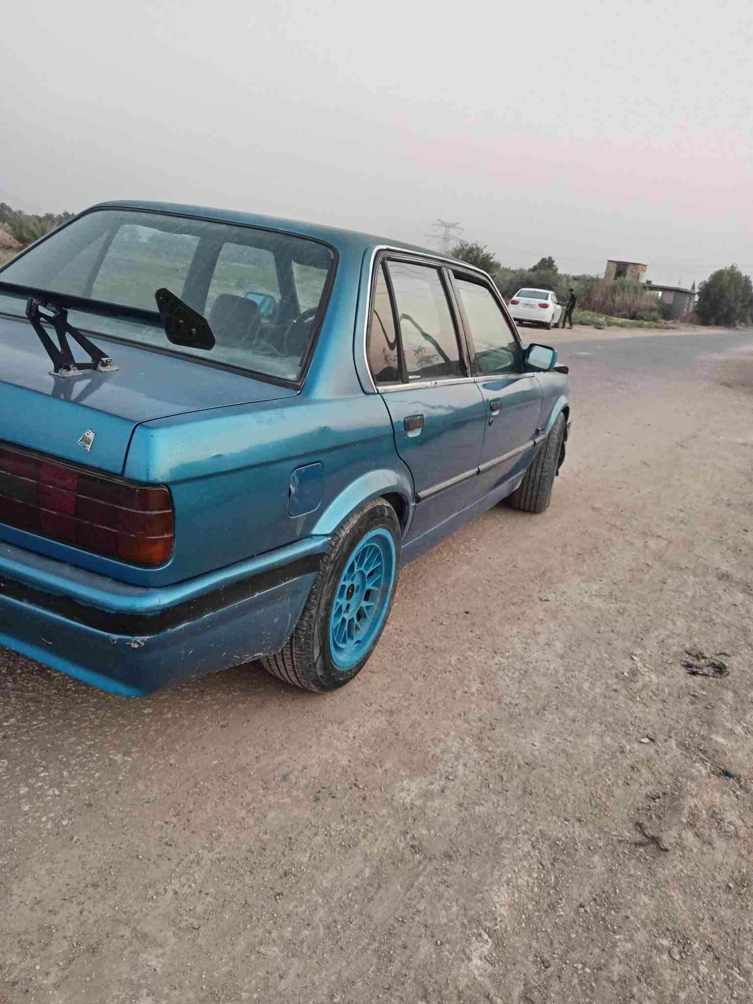 بيئم زعرة رقم بغداد سنويه لل٢٨ كير اوتوماتيك مكينه وكير جدد مصبوغه عام للجماليه دوشمه جديدة سيارة خير من الله جاهزه السعر ٢٨ بيها مجال بسيط للاستفسار الاتصال على الرقم ***********

نص مكتوب في الصور:
- ٤:٥٠ ٢٢ حزيران، ٢٠٢٦ ١٢:٣٩ م المزيد حذف تعديل المفضلة مشاركة