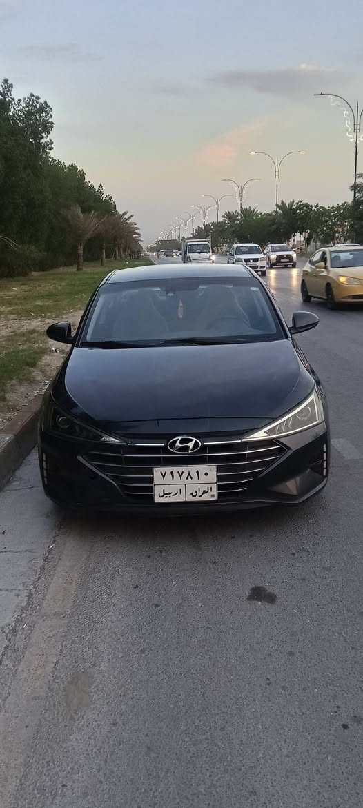 السلام عليكم النترا للبيع وارد امريكي صور حادثها مرفوقه ويا السياره سونارها موجود سنويتها ما ساقطه سياره جديده السعر 112 بيع او مراوس مكان السياره كربلاء رقم الهاتف ***********...***********
