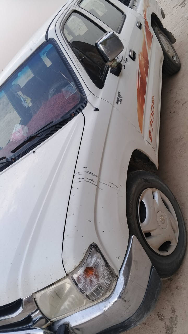 سلام عليكم.. بيع فقط بيكم جمره تيوتا موديل 2004 رقم بصره ((مميز))مكفوله لاصبغ ولا ضربه فقط جملغ الخلفي گير ومحرك شاصي مكفولات تحويل مباشر السعر 105 وبيه مجال قليل. المكان الناصريه _ 
*********** للاتصال
