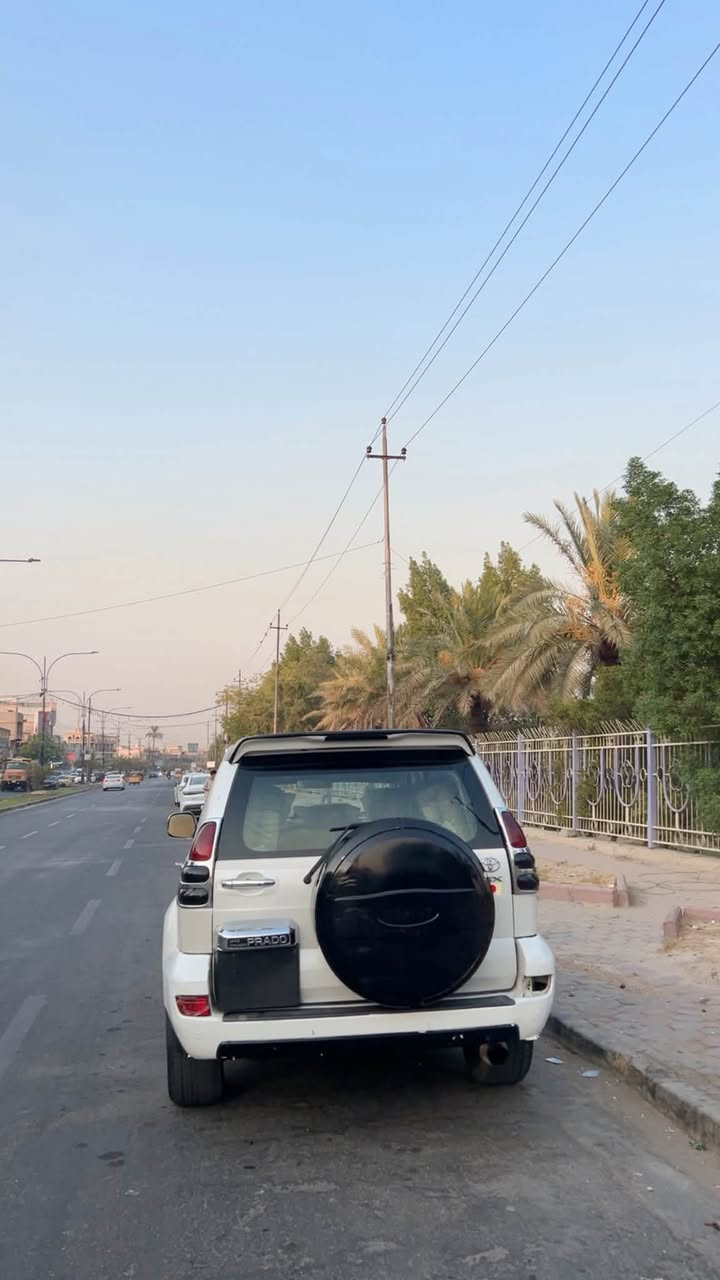 السلام عليكم 
برادو 2007 للبيع 
GX 4v
ماشيه 340 
تبريد ثلج 
حالة السياره ممتازه 
الكير جفته قبل شهر معا ضمان سنه 
السياره مكشره صبغ حاله حال باقي البرادوات ومغلفه 
العنوان بغداد الكرخ 

السعر 123.     ***********
