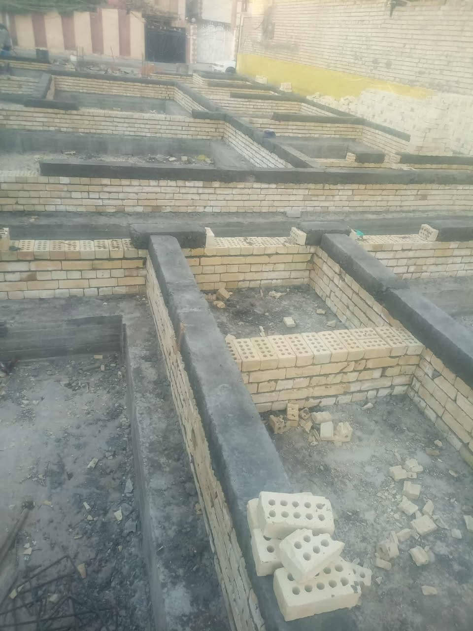 كادر خلفات بناء درجه اولى في كربلاء وشراف مهندسين إلتزام بل عمل من أول يوم ال آخر يوم وسعار مناسبه جدا وهذه رقمي ***********
