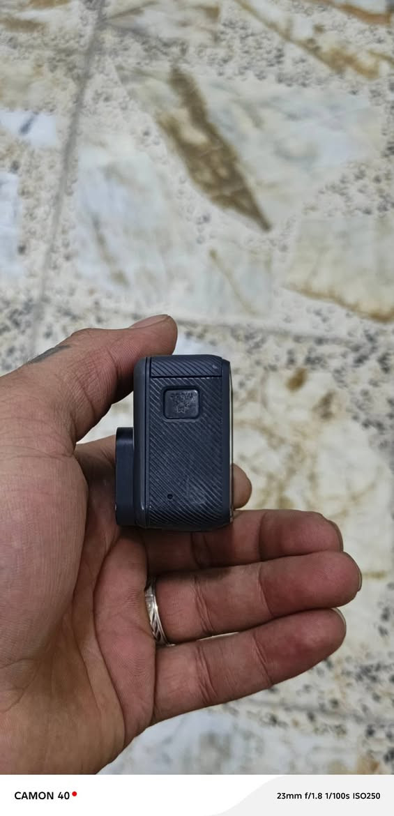 كوبرو 5للبيع بدون ملحقات بيهة بس بطاريه ورام 64 شرط التصوير ب125بيهة مجال قليل مكاني بغداد مدينه توصيل ماكو
و
