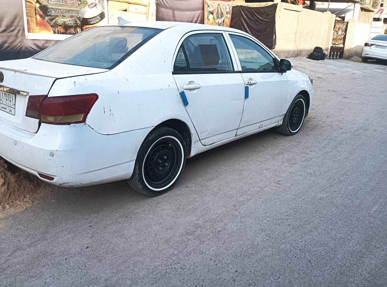 بيوايدي كير عادي  موديل 2013بابل سياره حلوه عايزه ترتيب  محرك بي بخار مكاني بل الحله حي الشاوي سعره ٣٧ وبيه مجال بيع مستعجل شرط المداور ***********.
