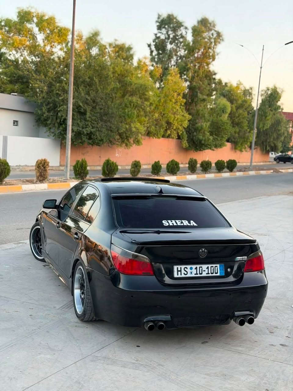 BMW E60 2007
ماشەڵا لە ماڵی هەموو لایەک  
مەکینە525i دەبڵ دیجیتان مەرغووب
بەرمەجەیەکی خۆشی لەسەرە  ساڵانسی سپۆرت

«شاشە گەورەـ سلایت ـچوار جام کارەبا ـ تەبریت سارد لەگەڵ سیوچ ـ سوکان کارەبا ـ کوشن خەزن ـ کووشن هیتەرـ کوشن کارەباـ  » ساڵانسای  سەیارەکە هەتا بڵێیت جوان بێ مەسرەفە گێر مەکینە بە شەرت سعری 65 گەڵاو مەجال 
سەیارەکە لیزەری ناوەڕاستە
***********
