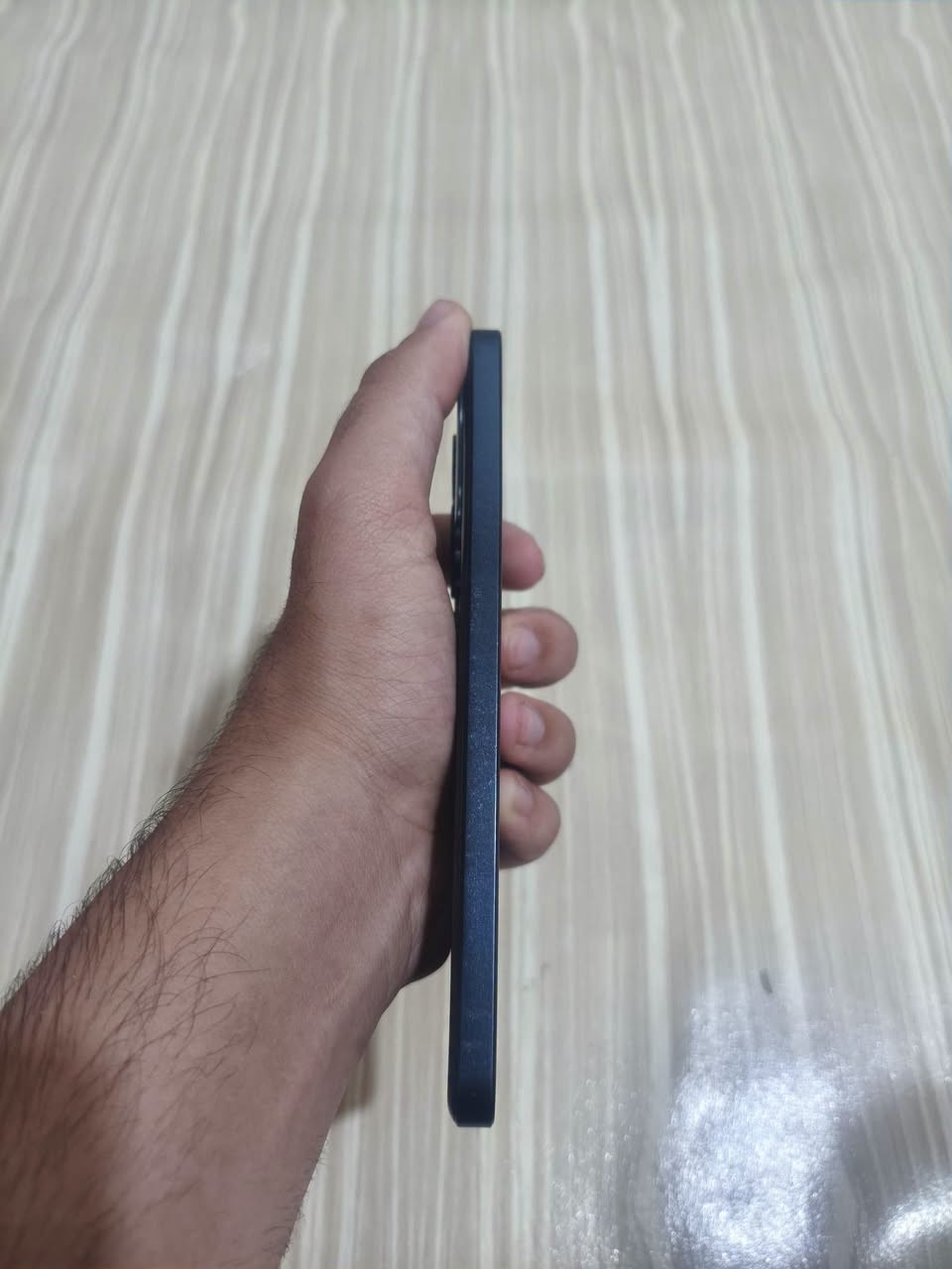 سلام عليكم اخوان بوكو اكس 6 برو 
جهاز ذاكره 512 كلشي شغال  
ملحقاته شاحنه الاصليه
 وكفر بدون كارتون الجهاز مكفول من كلشي 
مكاني بصره معقل 
رقمي ***********
السعر 300
