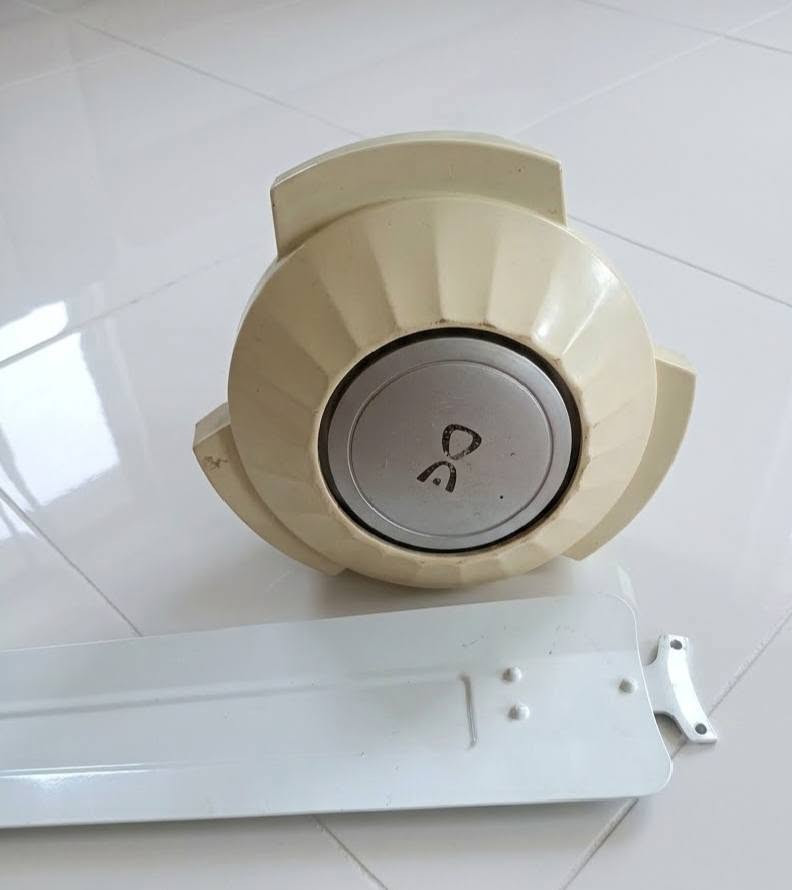 شغلات شرط عل الفحص اثنينهم 25المكرمة شارع الطاقة ***********
