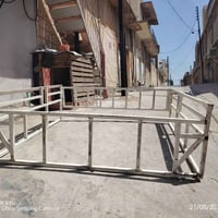 نص محجل • خوذة