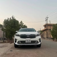 كيا سورنتو خليجي  رقم بغداد الماني بسمي  موديل ٢٠٢٠ شكل دبل شباك  لون ...