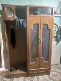 للبيع • غرف نوم