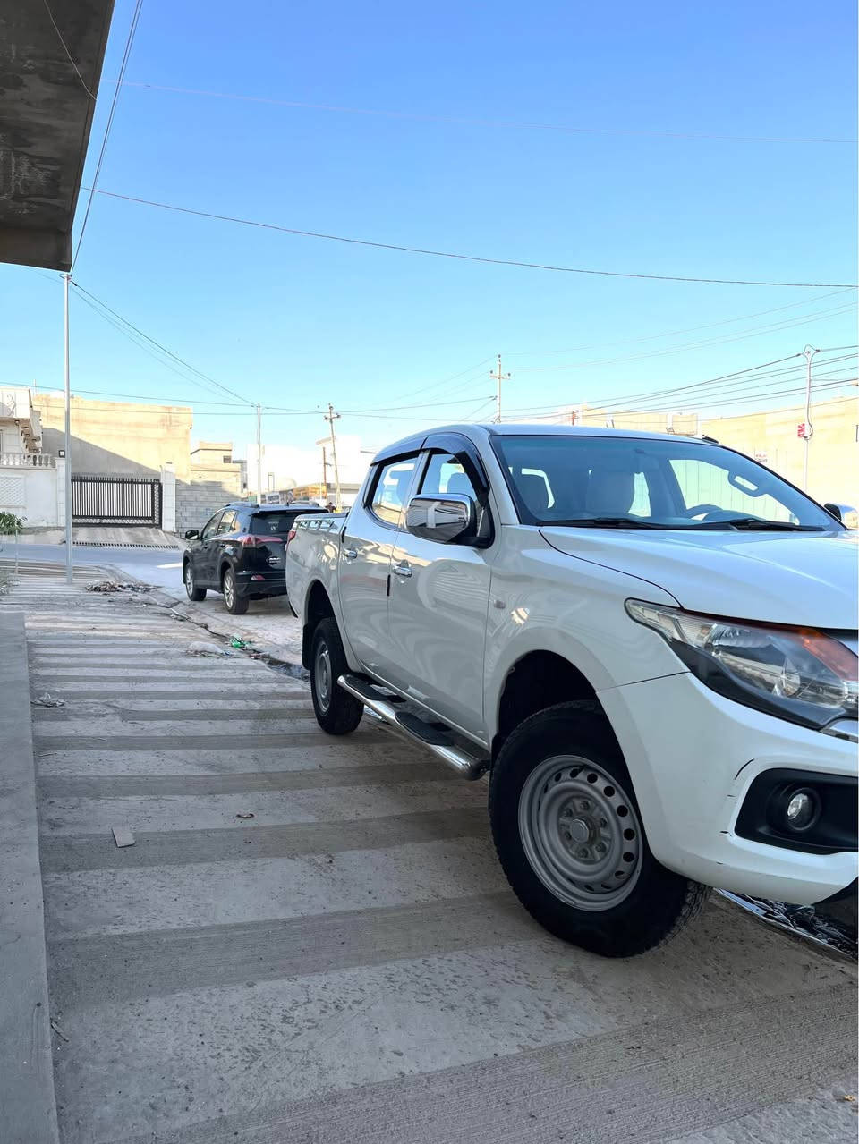 بيكاب دودج • ٢٠١٧ • ١٤٠٠٠٠ كم