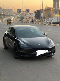 ⚡ للبيع: تيسلا موديل 3 (Tesla Model 3 Dual Motor 2023) ⚡ المواصفات وال...