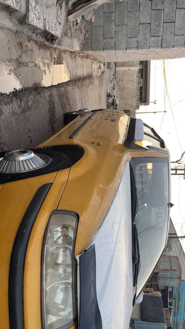 سمند 2012
تخم تاير جديد 
صدر خير مـــن الله 
كير ومكينه وتبريد جاهزات 
سياره مبدل بيه بنيد 
والباقي كله بلادي 
سياره جازه رقم جديد باسمي 
مكان السياره الحسينيه مال راشديه 
السعر 34
الاستفسار ***********
