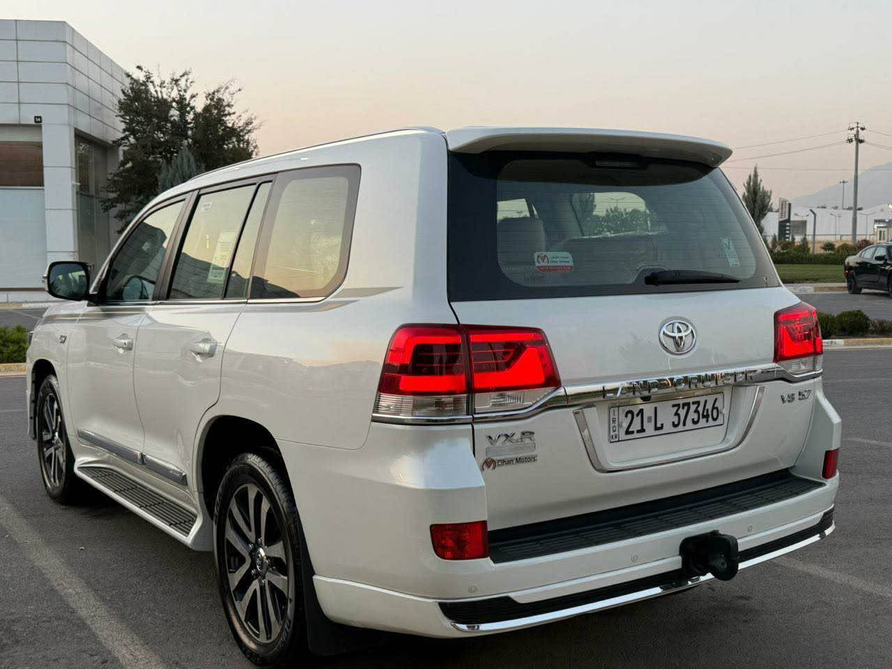 لاندكروزر VXR • ٢٠١٩ • ١١٦ الف كم
