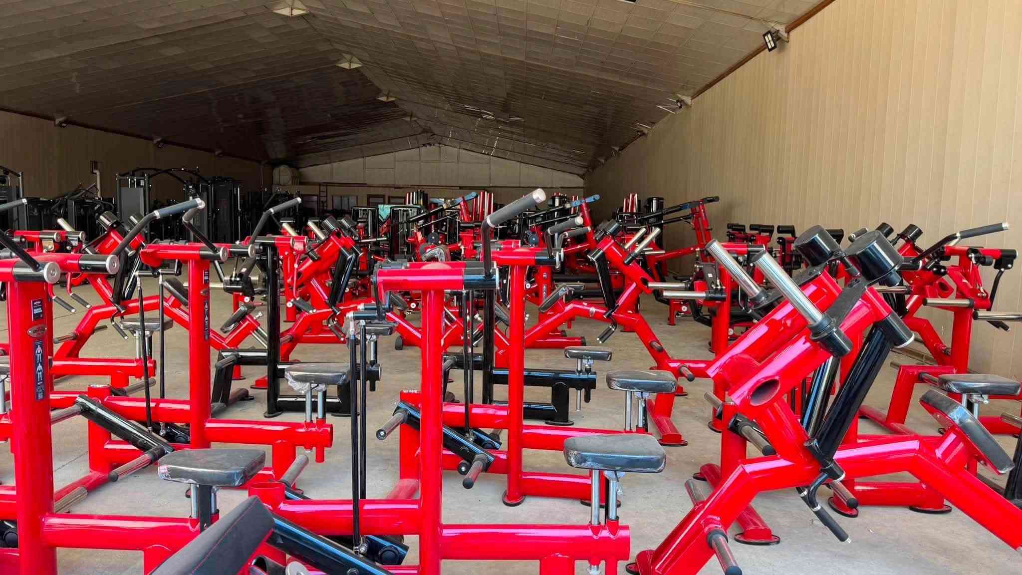 تلبية إلى جميع الصالات العراقية وصول احدث الإصدارات من الاجهزة الرياضية و بمواصفات عالمية ١٠٠٪؜ 
للاتصال و الاستفسار مراسلة الصفحة او اتصال 
*********** مبيعات بغداد 
عنوان / كركوك/ طريق الحولي / حي صناعي الجديد 
يوجد توصيل إلى جميع المحافظات
