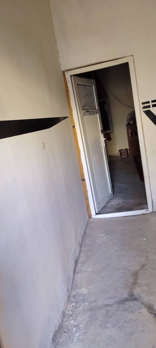 سلام عليكم بيت للبيع المساحه(٣٠٠ متر) مكون من مشتملين وربعه خارجيه صقفها صب
الموقع / الشهامه قرب  الوادي 
الاستفسار على الرقم
***********
