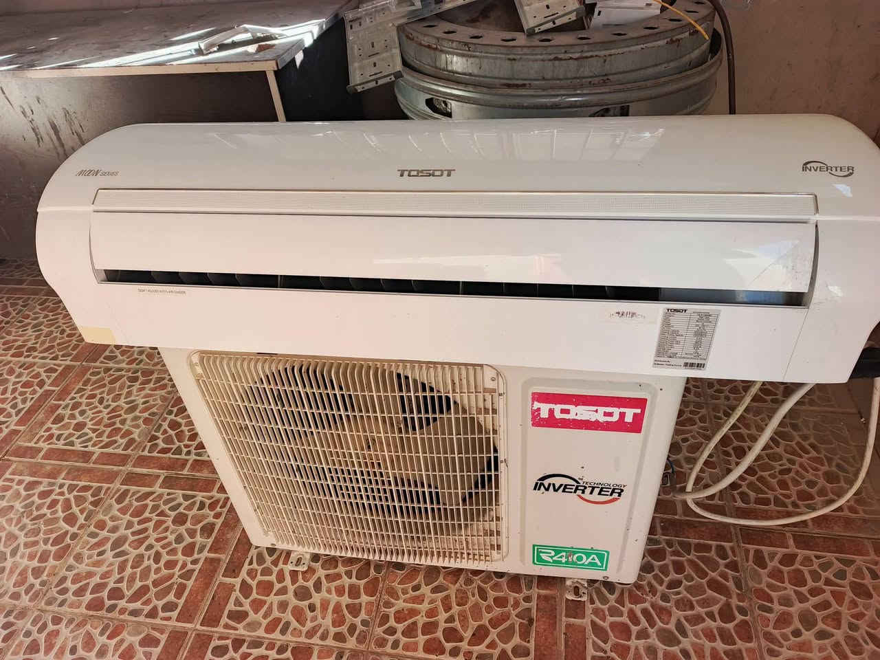 سبليت انفيتر • طن ونص • جديد