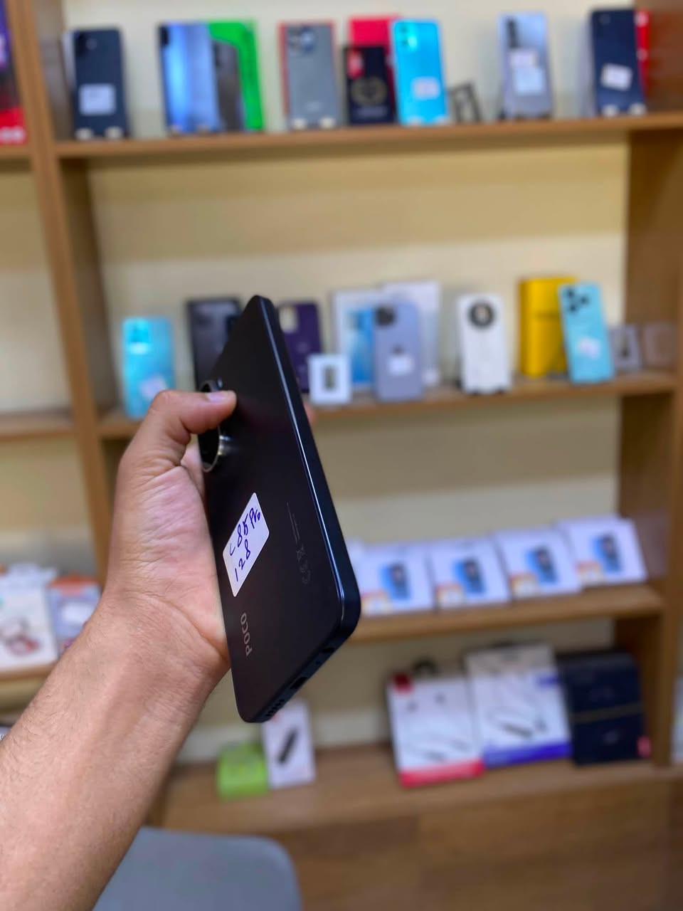 بوكو سي 81برو
الجهاز مكفول مستخدم اقل الشهر
كامل ملحقات 
ذاكره 128
السعر 170وبي مجال
***********
العنوان بابل محاويل
متوفر توصيل جميع المحافظات
