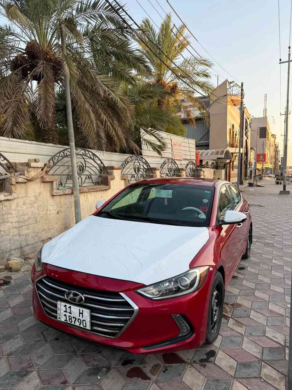 الانترا 2017 فول من عده فتحة سقف
الانترا 2017 فول موصفات للاخير من عده فتحه جديده سياره ماشيه 99ميل بيها فقط باب العبري تبديل وبارد بل جملغ الخلفي وباقي كله كفاله جاهزه عله اخر حبايه ما تذب عليه ربع سعرها 118 وبيها مجال بسيط الي ما عاجبه سعر كلشي موجود بل سوك هاي سياره ما نقصها شي ابد تواصل 
***********

